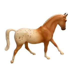 Breyer Classics: Palomino (Retired)
